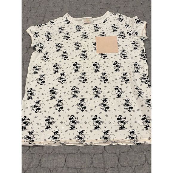 Girls t shirt.  Minnie Mouse.  Disney collection by Hanna Andersson.  Size 160 c - Picture 1 of 4